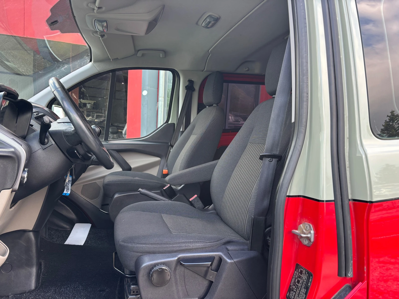 Ford Transit Custom MAXI 5 места КЛИМА , снимка 8 - Бусове и автобуси - 54402011
