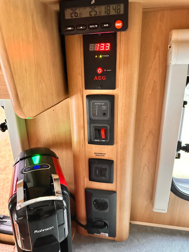 Каравана ABI LUNAR Solaris , снимка 10 - Каравани и кемпери - 51849208