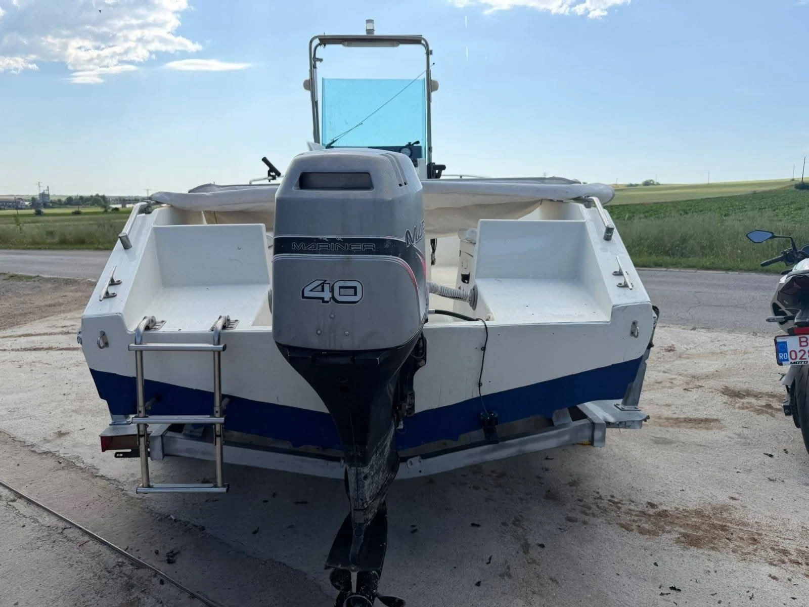 Моторна яхта Mariner, снимка 6 - Воден транспорт - 55143524