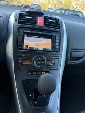 Toyota Auris, снимка 10