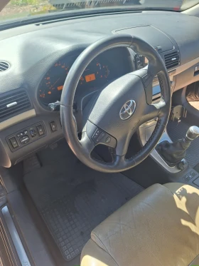 Toyota Avensis D4D, снимка 9