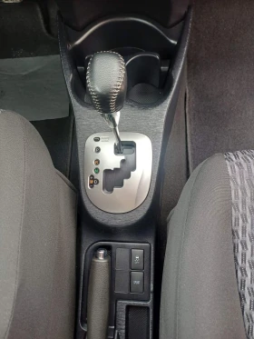 Toyota Yaris 1.33 Бензин* ПЪЛЕН АВТОМАТ * РЕАЛНИ68000км* Сервиз, снимка 14