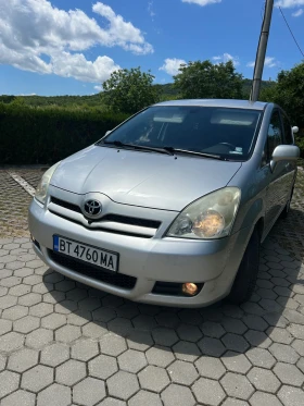 Toyota Corolla verso 2.2 177hp 2005, снимка 1