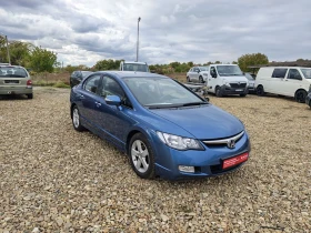Honda Civic 1.8i sedan, снимка 3