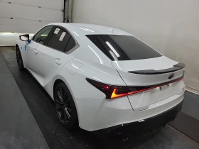 Lexus IS 300 CARFAX*   | Mobile.bg    4