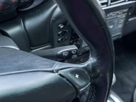 Porsche 911 * 2dr Carrera 4 Cabriolet * CARFAX * БЕЗ ПЪРВОНАЧА, снимка 16