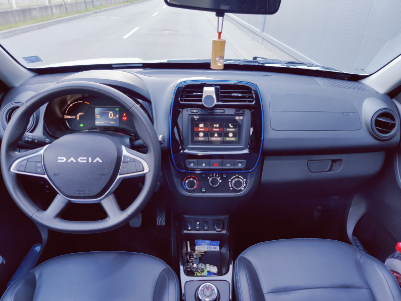 Dacia Spring Comfort Plus, снимка 9 - Автомобили и джипове - 46131163