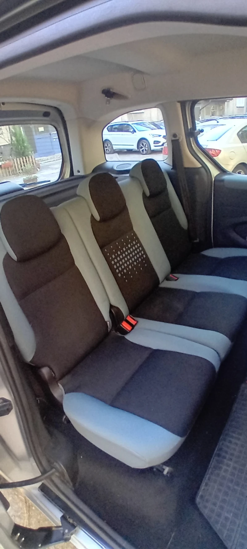 Citroen Berlingo 1.6 hdi multispace, снимка 12 - Автомобили и джипове - 47735086