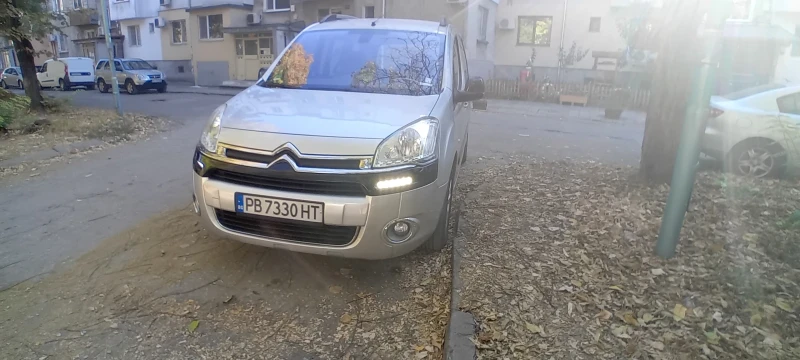 Citroen Berlingo 1.6 hdi multispace, снимка 1 - Автомобили и джипове - 47735086