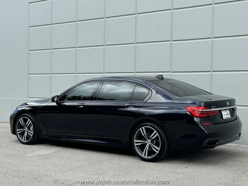 BMW 750 Long M Sport, снимка 4 - Автомобили и джипове - 48619480