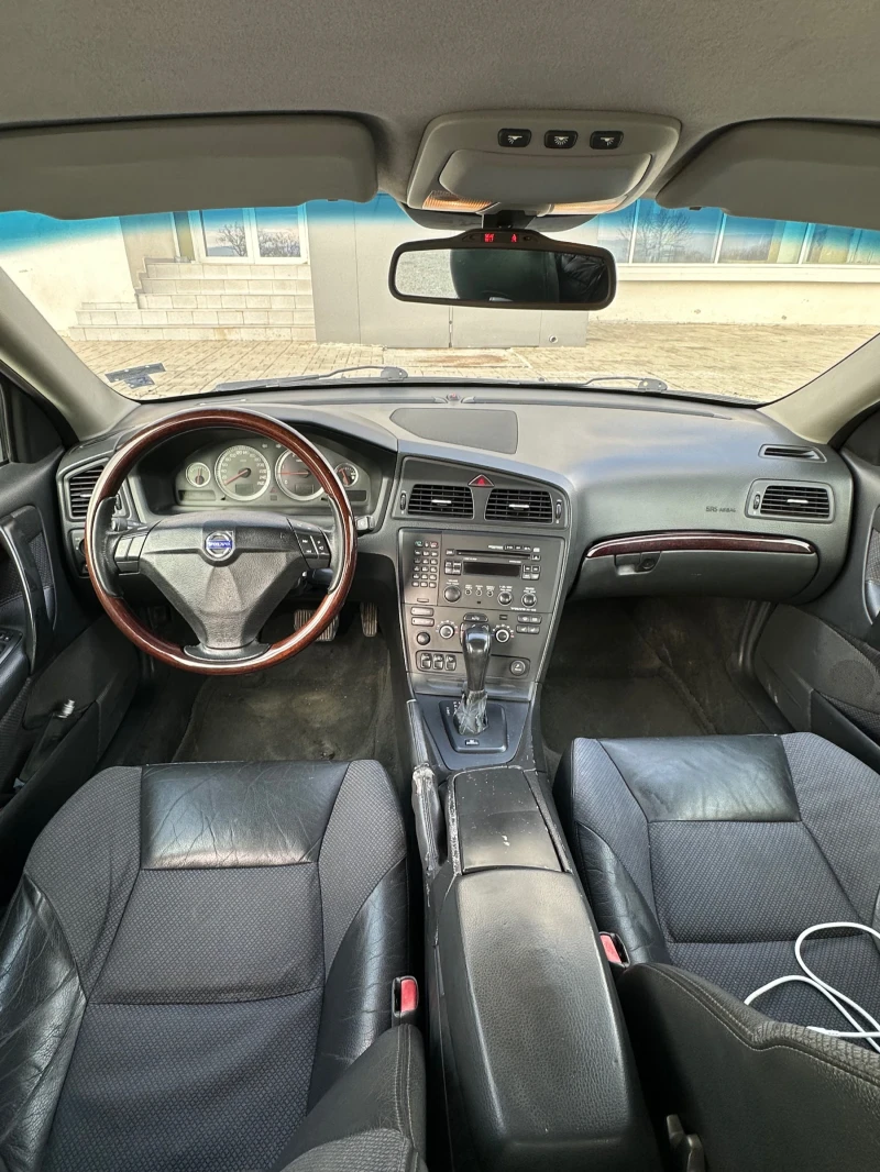 Volvo S60 2.4 D5 163 к.с, снимка 4 - Автомобили и джипове - 48809327