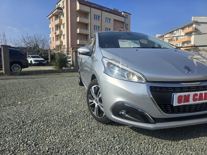 Peugeot 208, снимка 3 - Автомобили и джипове - 49379114