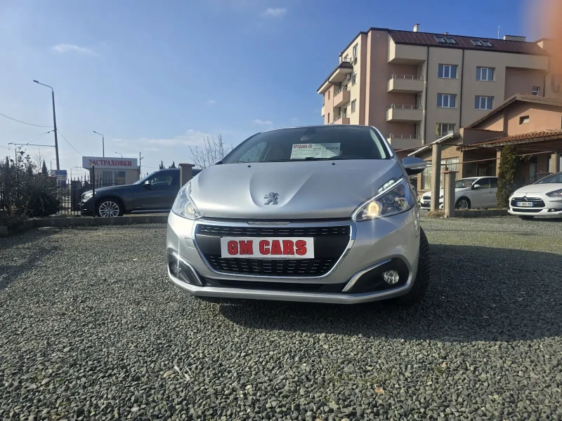 Peugeot 208, снимка 1 - Автомобили и джипове - 49379114