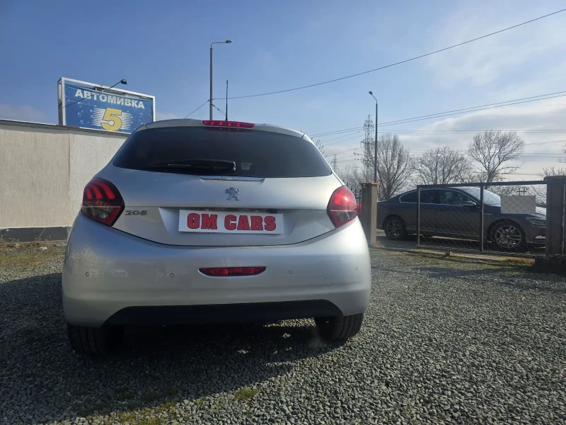 Peugeot 208, снимка 5 - Автомобили и джипове - 49379114