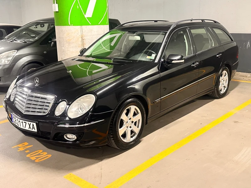 Mercedes-Benz E 220, снимка 1 - Автомобили и джипове - 49574732