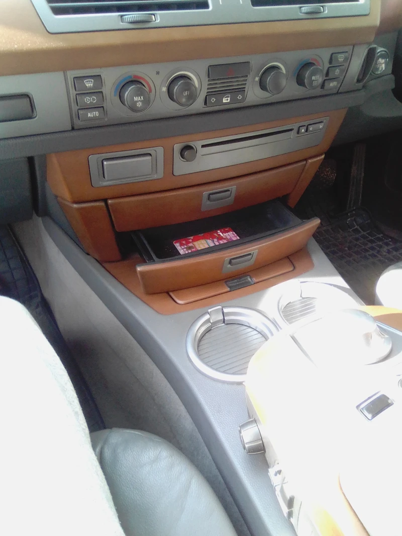 BMW 735, снимка 7 - Автомобили и джипове - 51898930