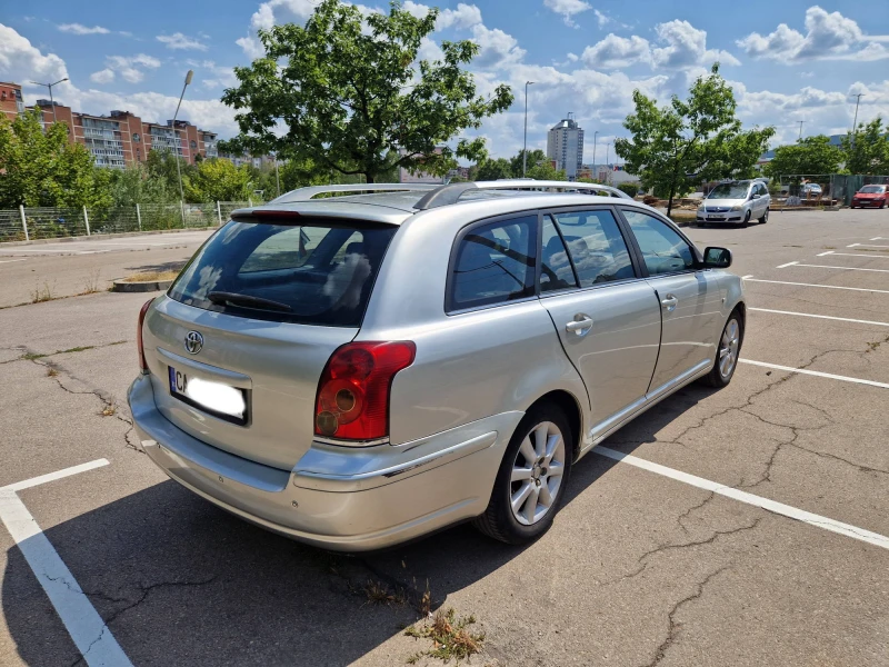 Toyota Avensis, снимка 8 - Автомобили и джипове - 52027841
