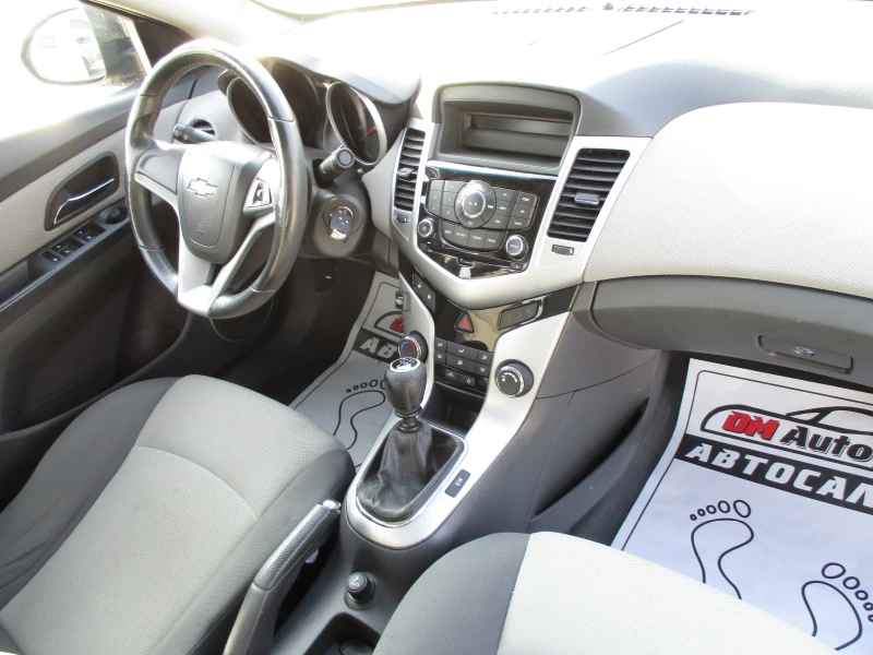 Chevrolet Cruze 1.6/ГАЗ-БЕНЗИН/112кс./КАТО НОВА, снимка 14 - Автомобили и джипове - 52130231