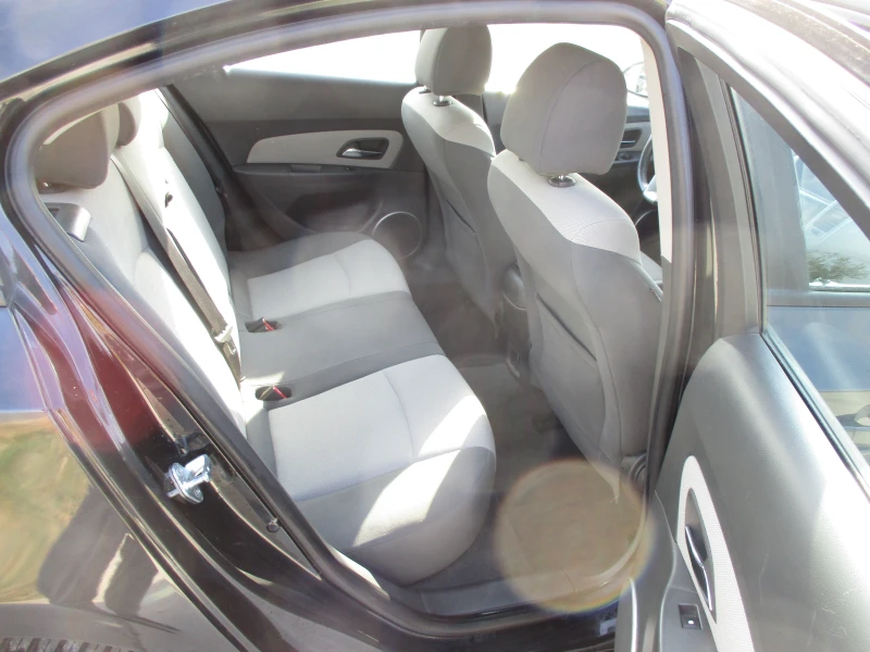 Chevrolet Cruze 1.6/ГАЗ-БЕНЗИН/112кс./КАТО НОВА, снимка 15 - Автомобили и джипове - 52130231