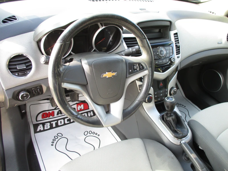 Chevrolet Cruze 1.6/ГАЗ-БЕНЗИН/112кс./КАТО НОВА, снимка 10 - Автомобили и джипове - 52130231