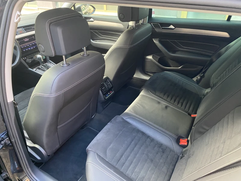 VW Passat 2.0TDI/4х4/DSG/200кс./Elegance, снимка 12 - Автомобили и джипове - 52619557