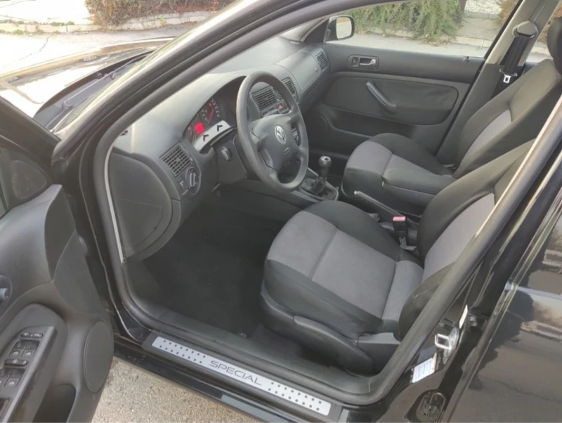 VW Golf 1.9 101 Germany, снимка 4 - Автомобили и джипове - 52704355