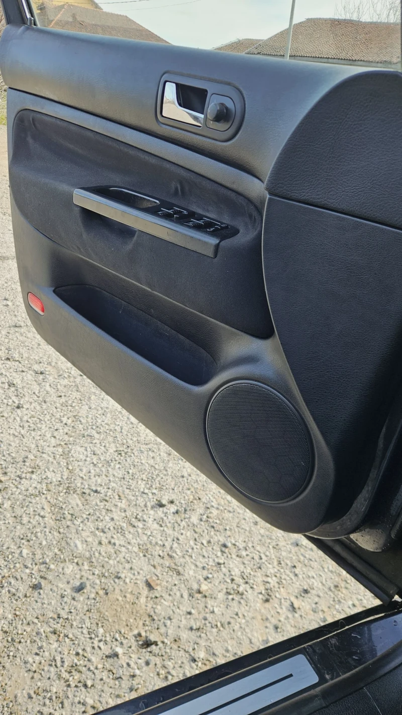 VW Golf 1.9 Germany, снимка 9 - Автомобили и джипове - 52704355