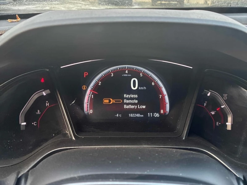 Honda Civic * Sport * ЦЕНА ДО БЪЛГАРИЯ* , снимка 8 - Автомобили и джипове - 52773870