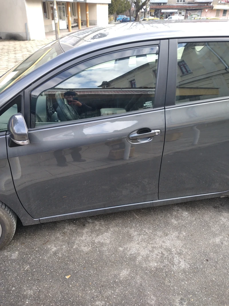 Subaru Trezia, снимка 4 - Автомобили и джипове - 53299479