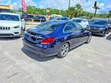 Mercedes-Benz C 200, снимка 4 - Автомобили и джипове - 54742402