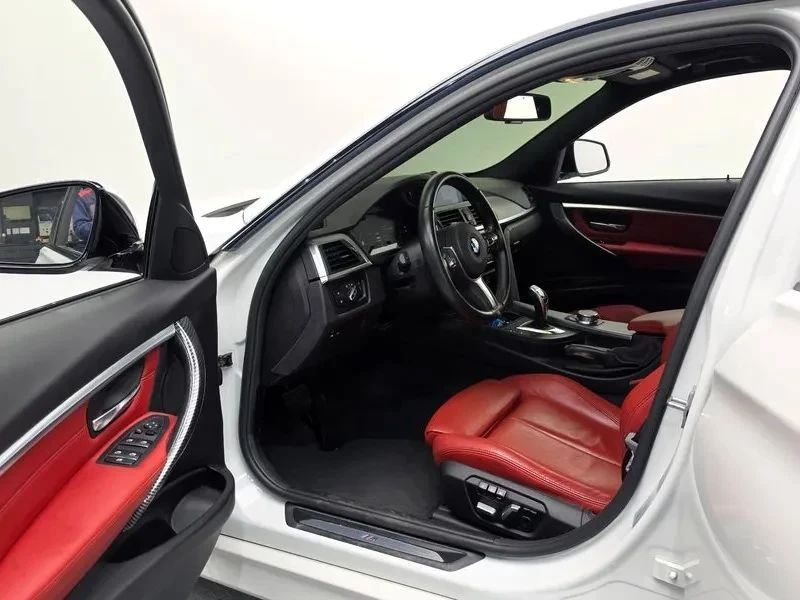 BMW 330, снимка 9 - Автомобили и джипове - 56737319