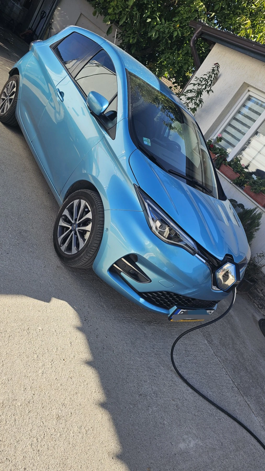 Renault Zoe  - изображение 6