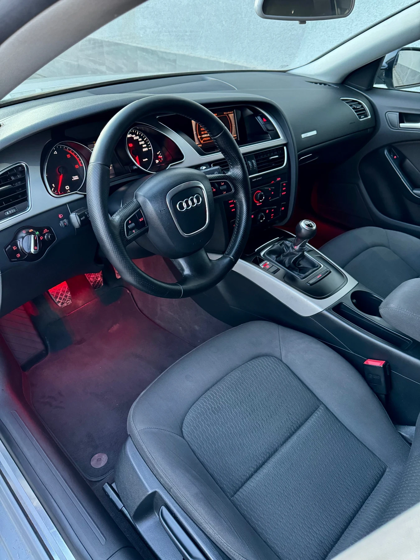 Audi A5 Sport TDI | Mobile.bg   13