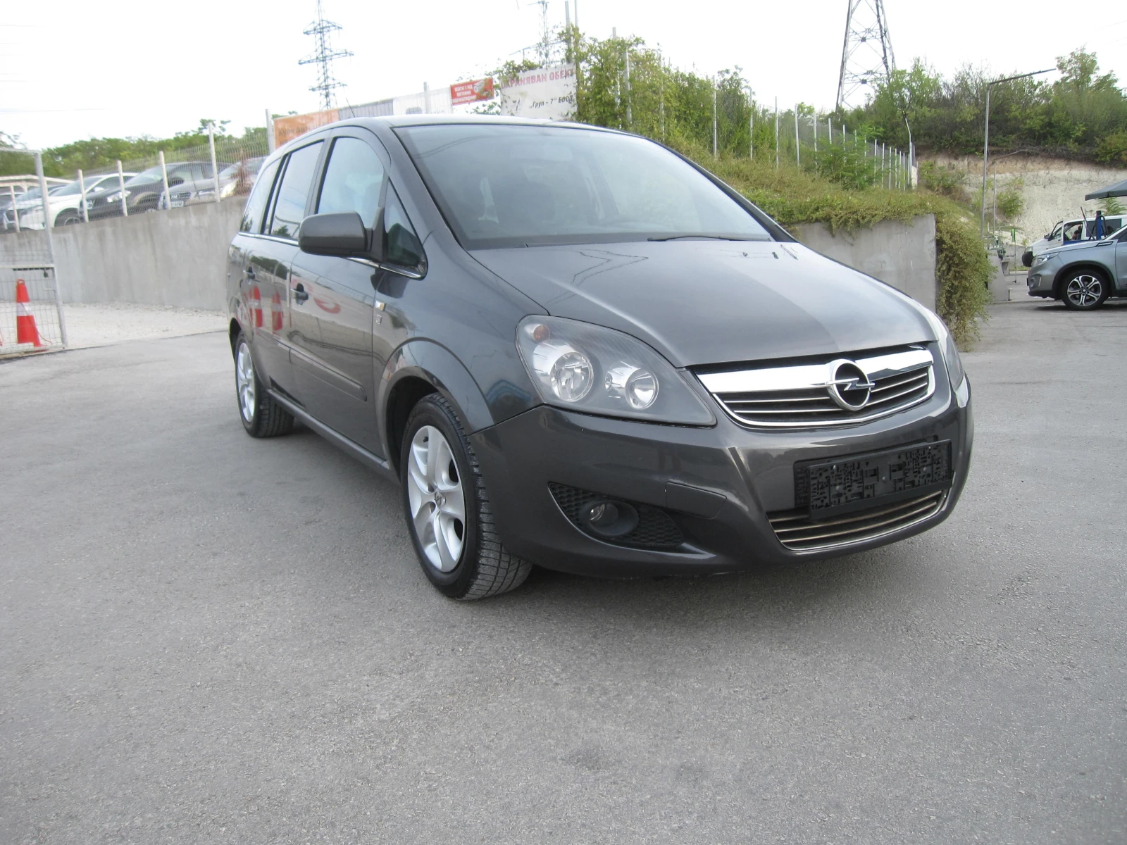 Opel Zafira 1, 7-cdti, 7 Местна - изображение 2