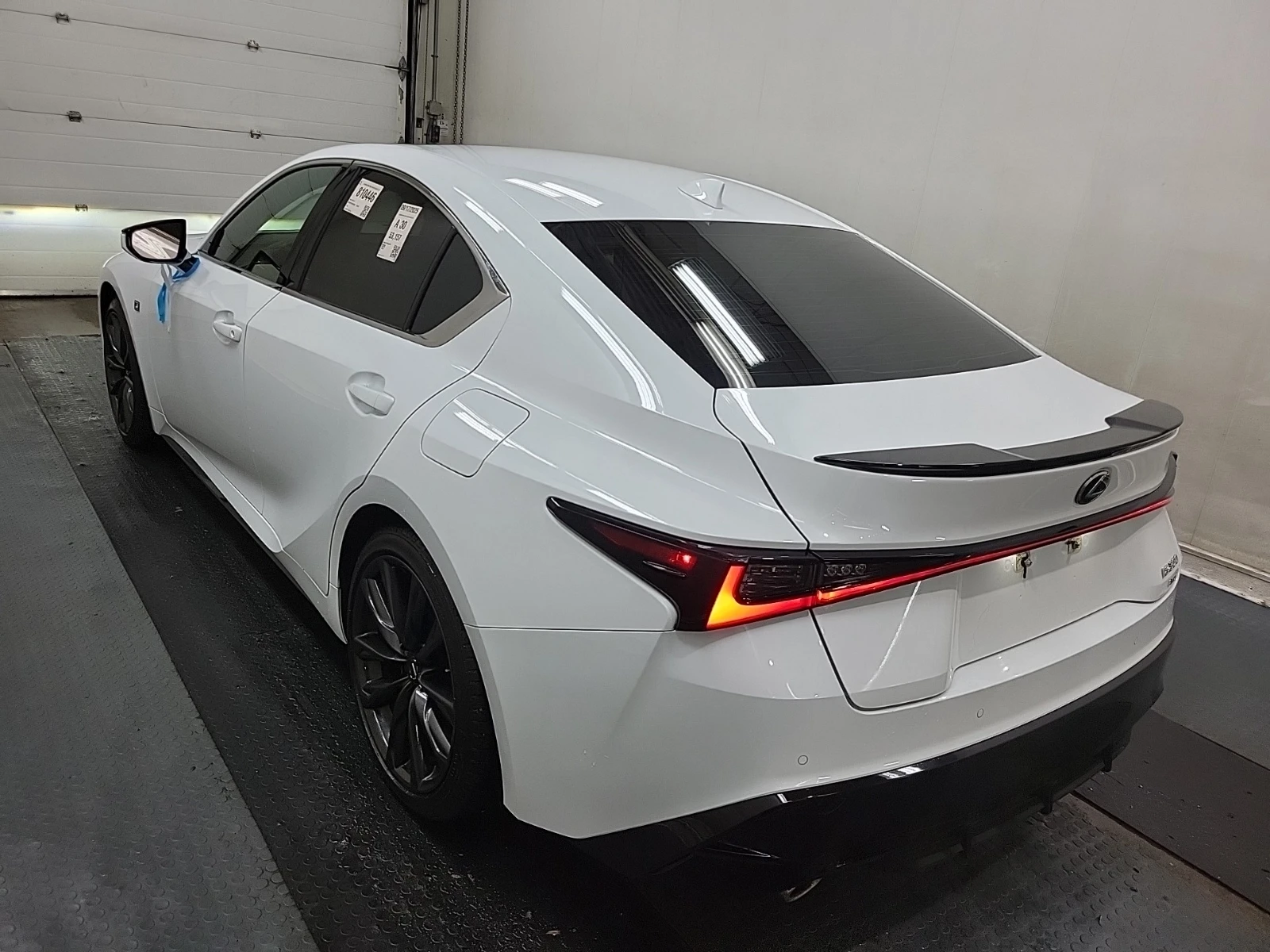 Lexus IS 300 CARFAX* БЕЗ ПЪРВОНАЧАЛНА - изображение 4