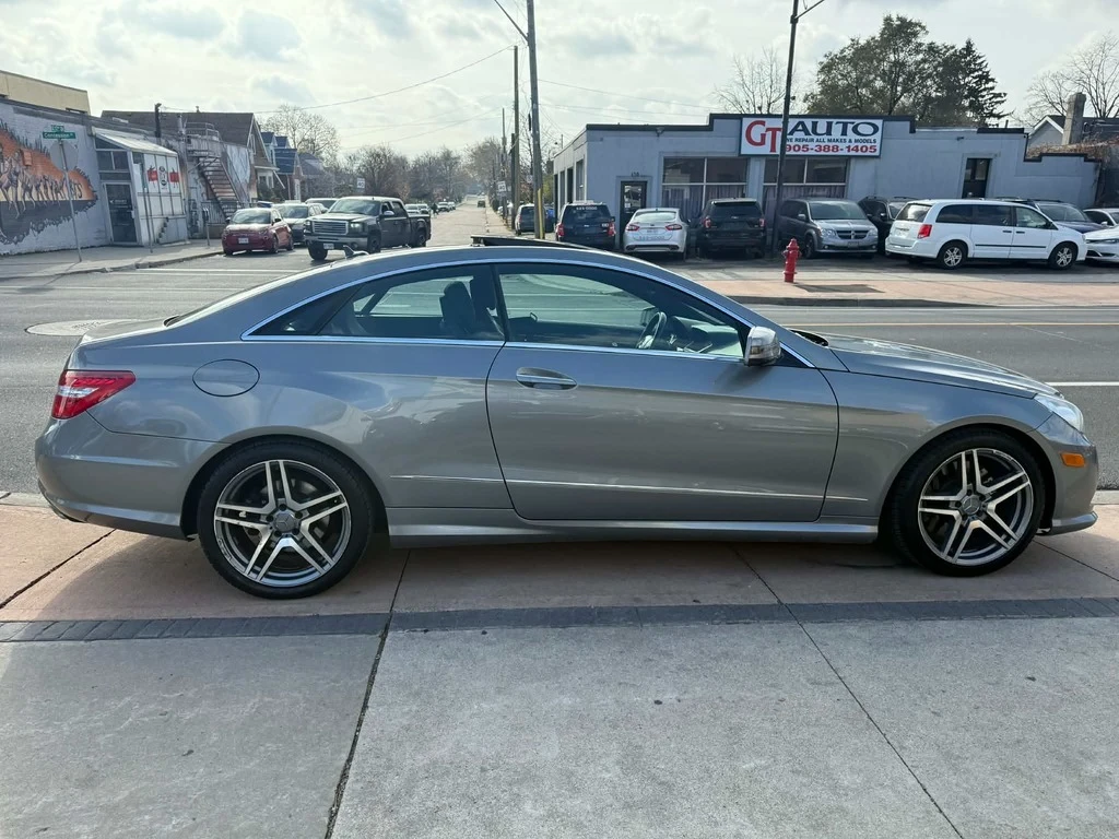 Mercedes-Benz E 500 ОБДУХВАНЕ * * CARFAX * * АВТО КРЕДИТ * *  - изображение 4