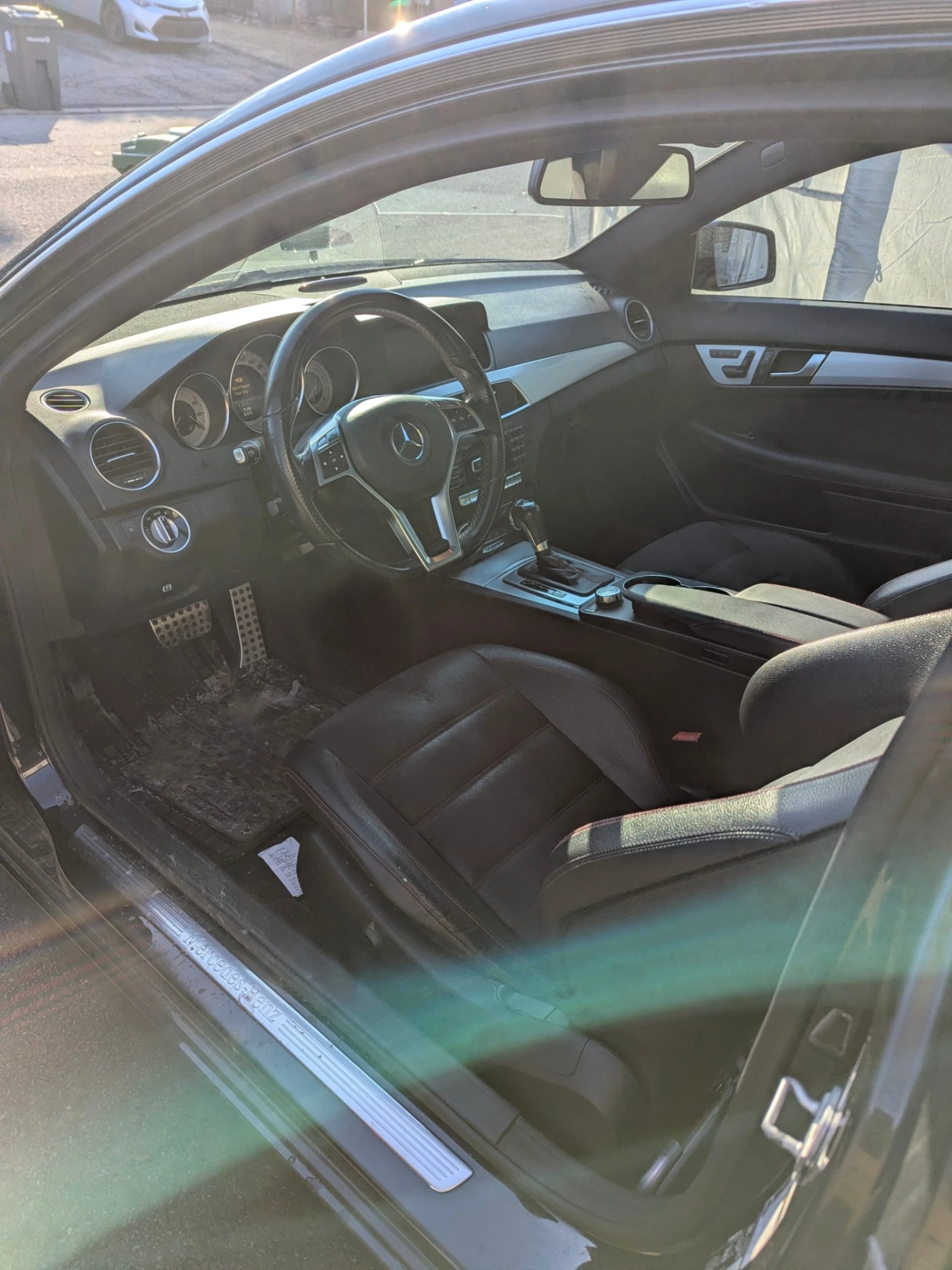 Mercedes-Benz C 350 4MATIC * ПАНОРАМА * ПОДГРЕВИ * CARFAX * , снимка 7 - Автомобили и джипове - 54141579