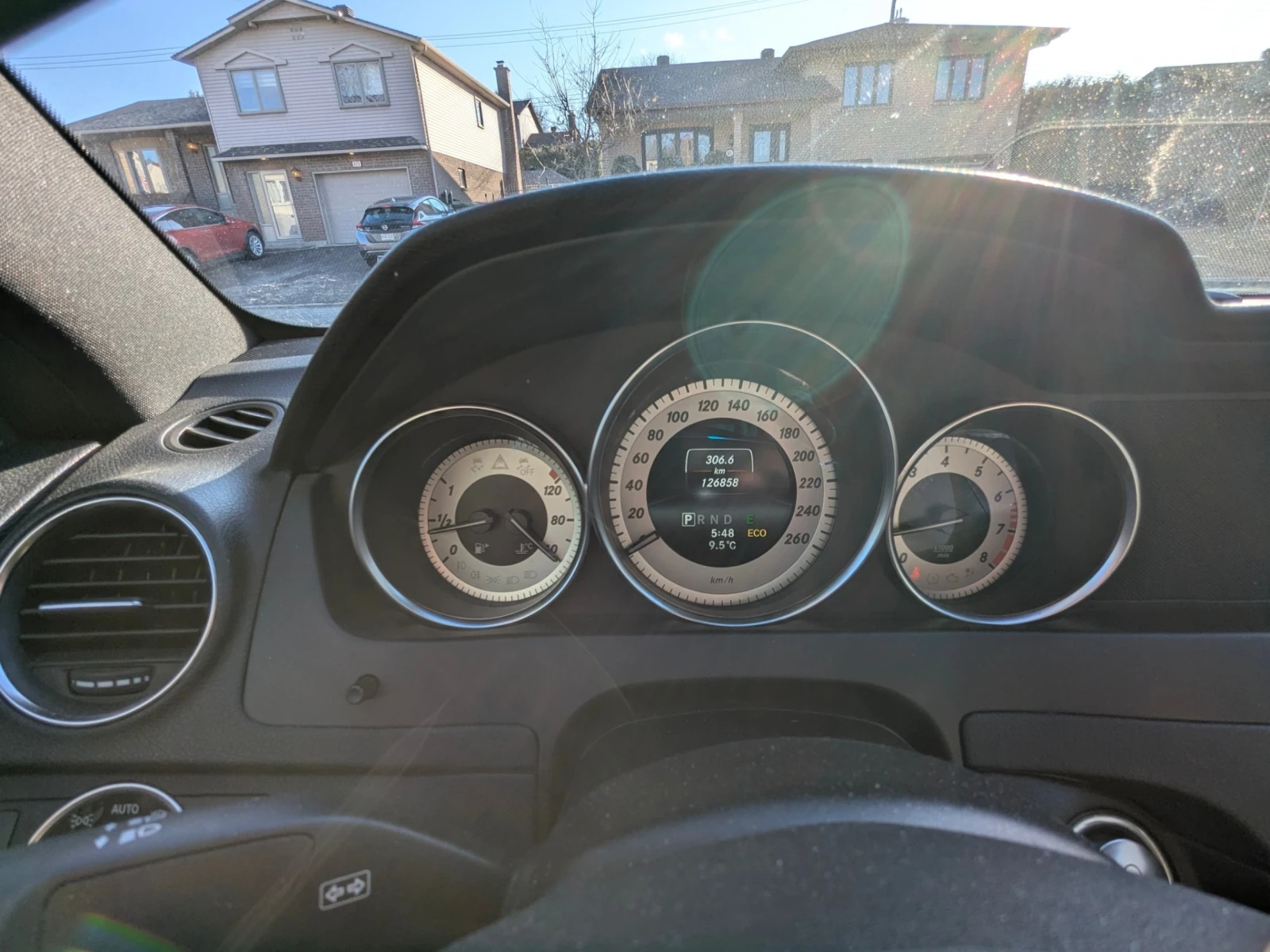 Mercedes-Benz C 350 4MATIC * ПАНОРАМА * ПОДГРЕВИ * CARFAX * , снимка 8 - Автомобили и джипове - 54141579