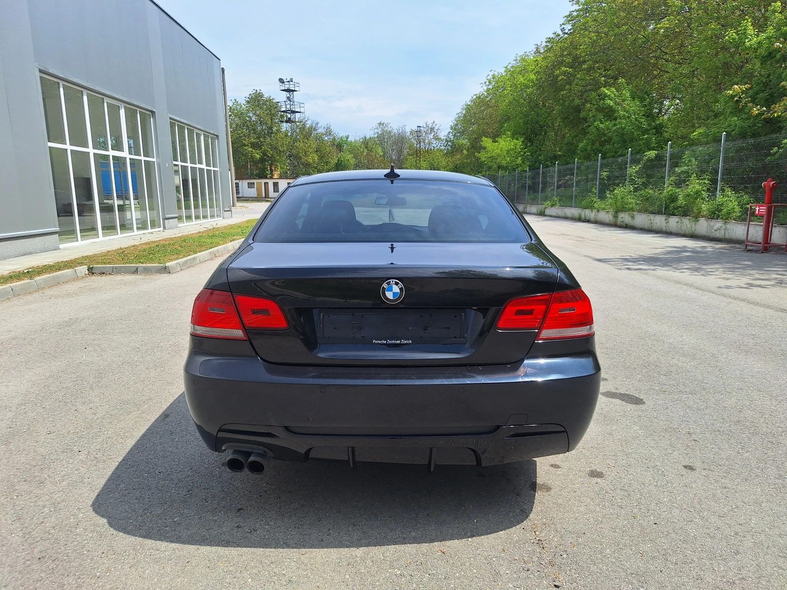 BMW 330 N52 ТОП ОТ ШВЕЙЦАРИЯ, снимка 6 - Автомобили и джипове - 54452061