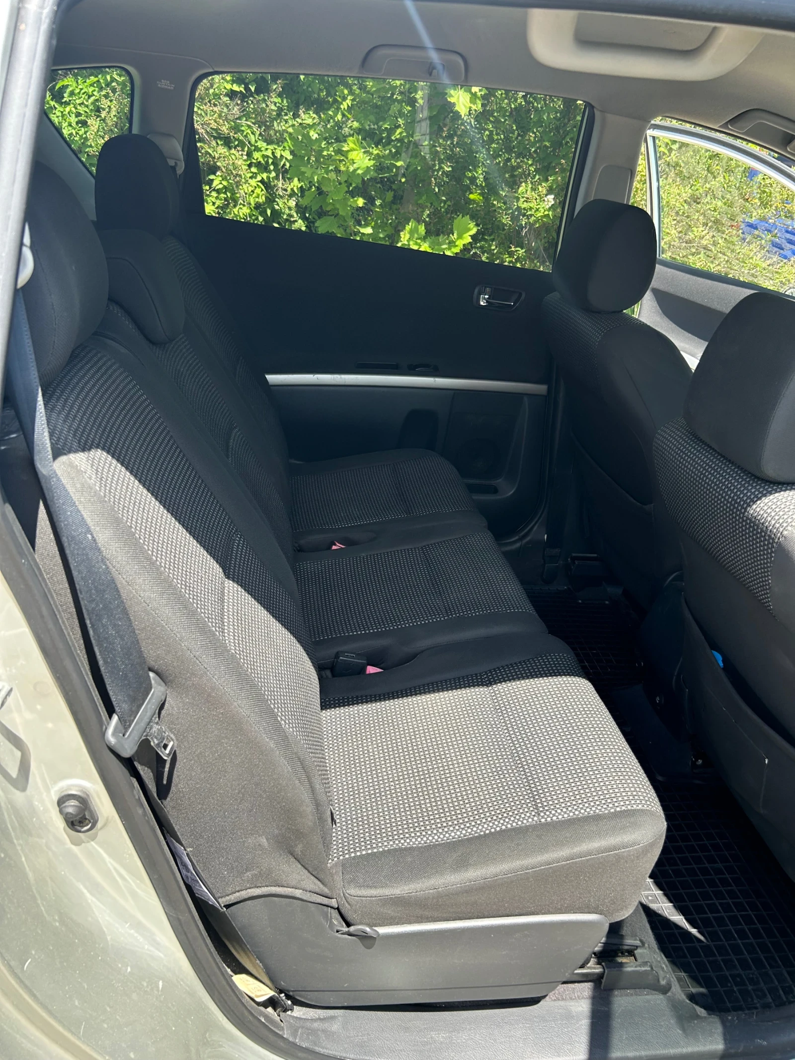 Toyota Corolla verso 2.2 177hp 2005, снимка 6 - Автомобили и джипове - 54917197