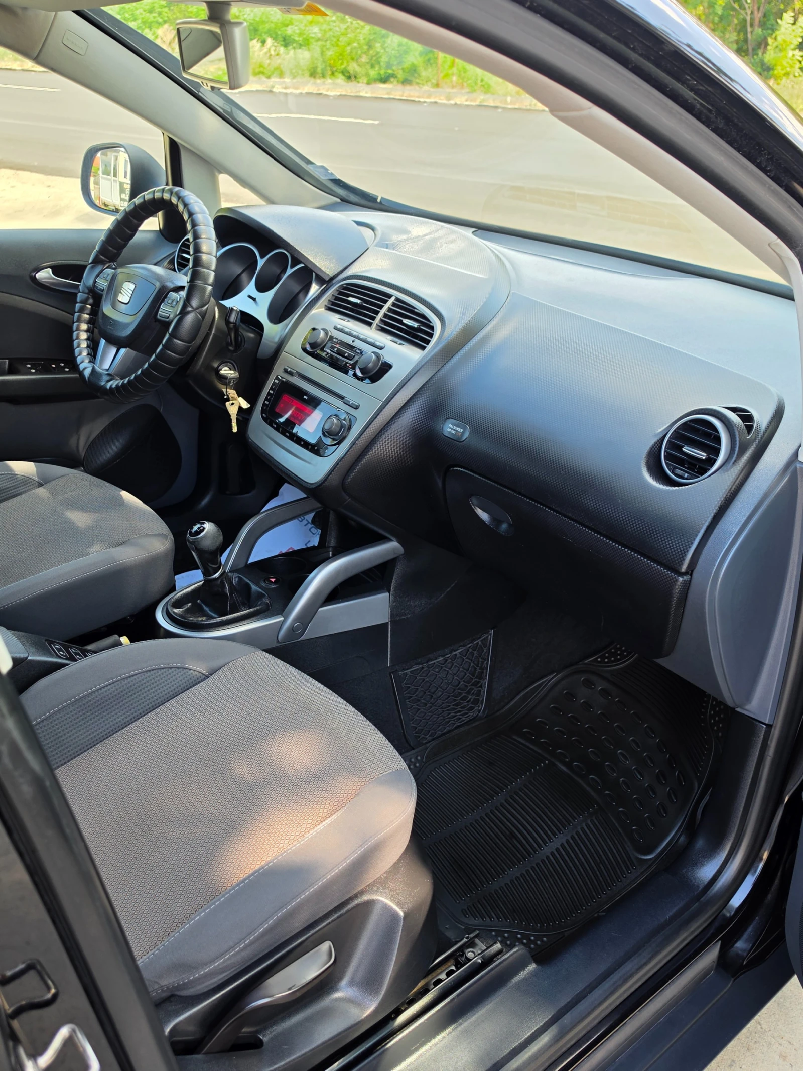 Seat Altea XL 1.6i Газ.инж.* Facelift , снимка 11 - Автомобили и джипове - 55159298