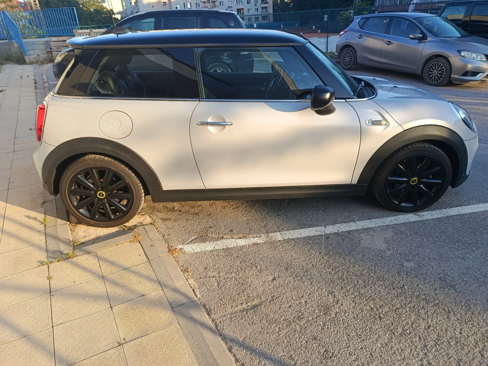 Mini Cooper s S E, снимка 4 - Автомобили и джипове - 55647291