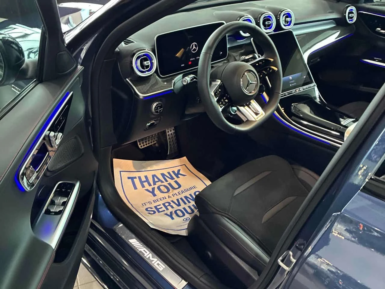 Mercedes-Benz C 43 AMG 4MATIC | CARFAX | АВТОКРЕДИТ БЕЗ ПЪРВОНАЧАЛНА, снимка 7 - Автомобили и джипове - 55482753