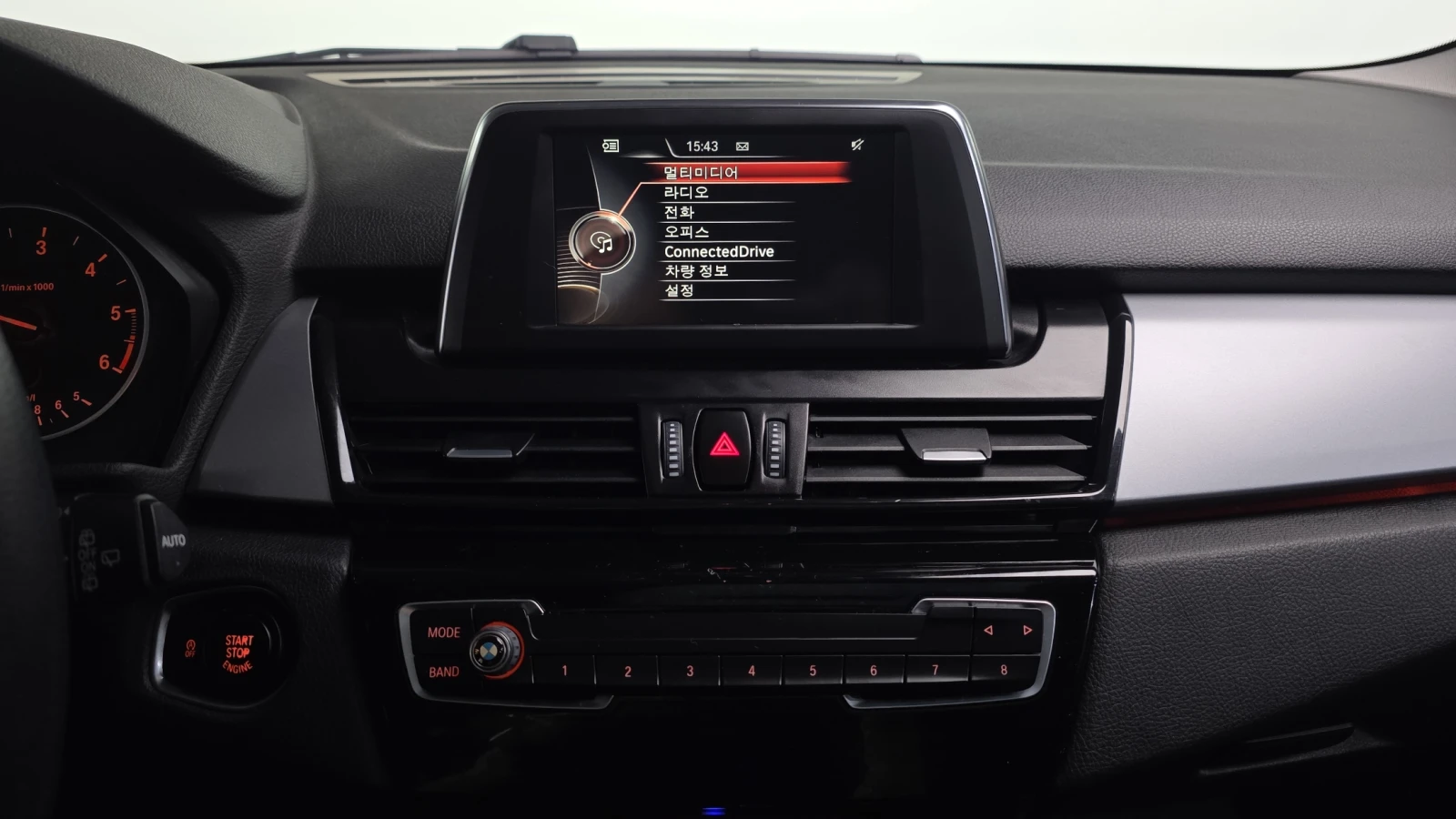 BMW 2 Active Tourer ЕЛ. БАГАЖНИК* ЛЮК* КРАЙНА ЦЕНА, снимка 13 - Автомобили и джипове - 55496048
