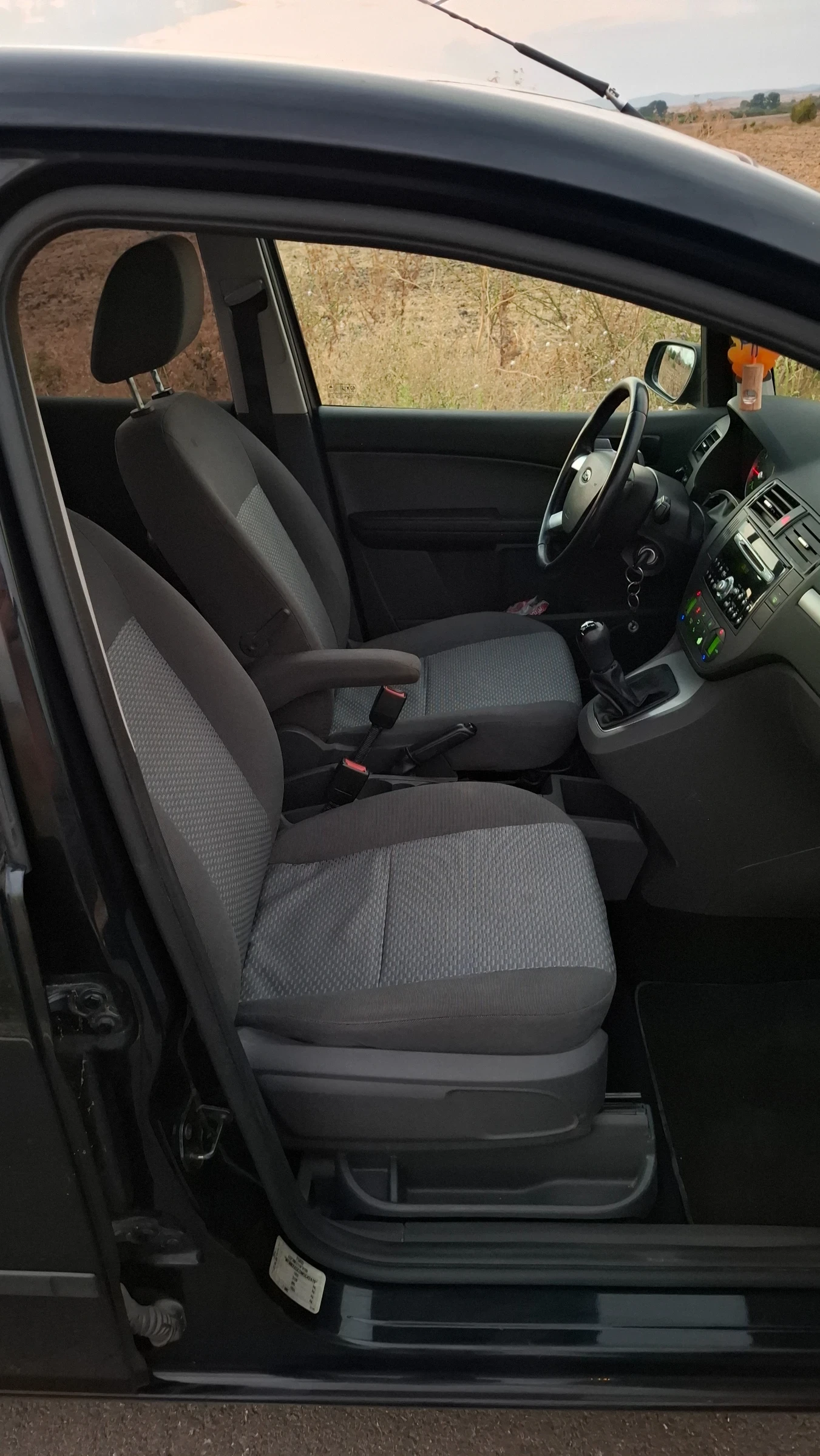 Ford C-max, снимка 11 - Автомобили и джипове - 55782896
