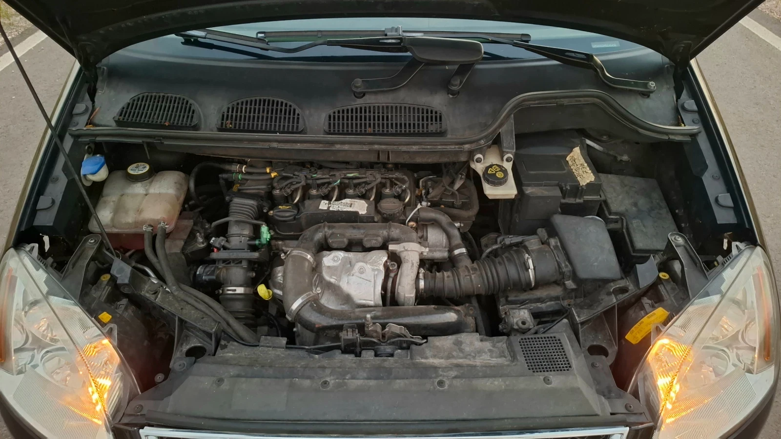 Ford C-max, снимка 12 - Автомобили и джипове - 55782896