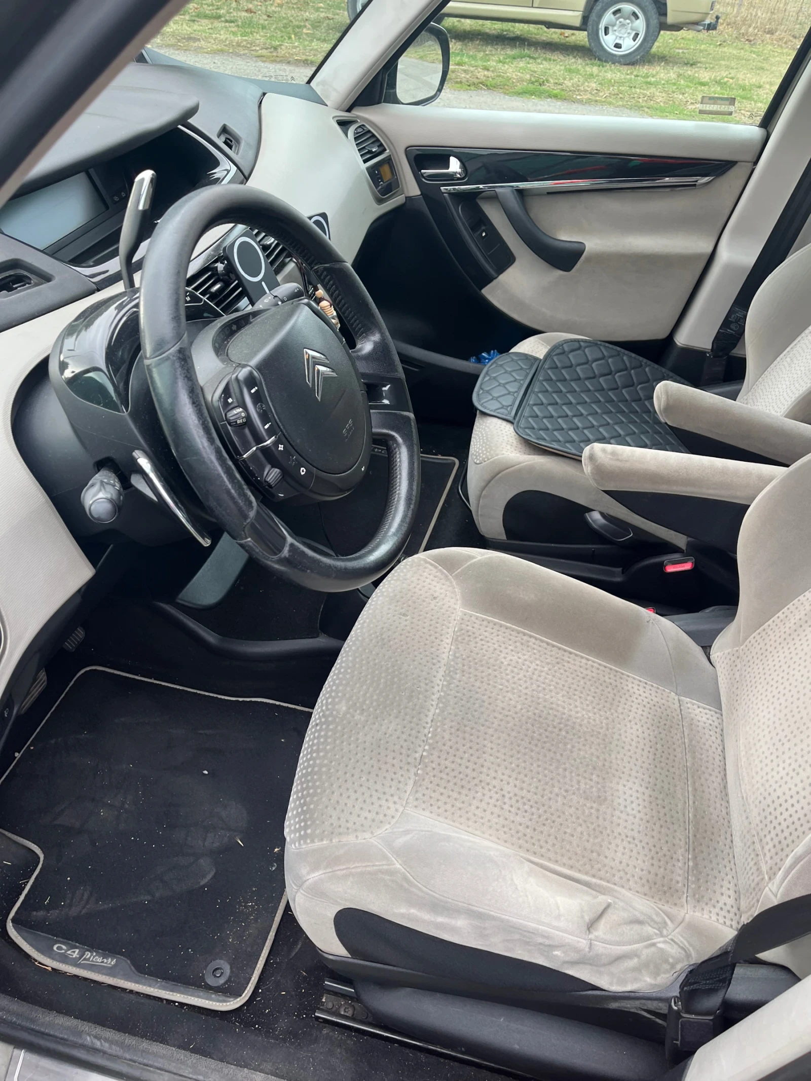 Citroen C4 Picasso, снимка 6 - Автомобили и джипове - 56575510