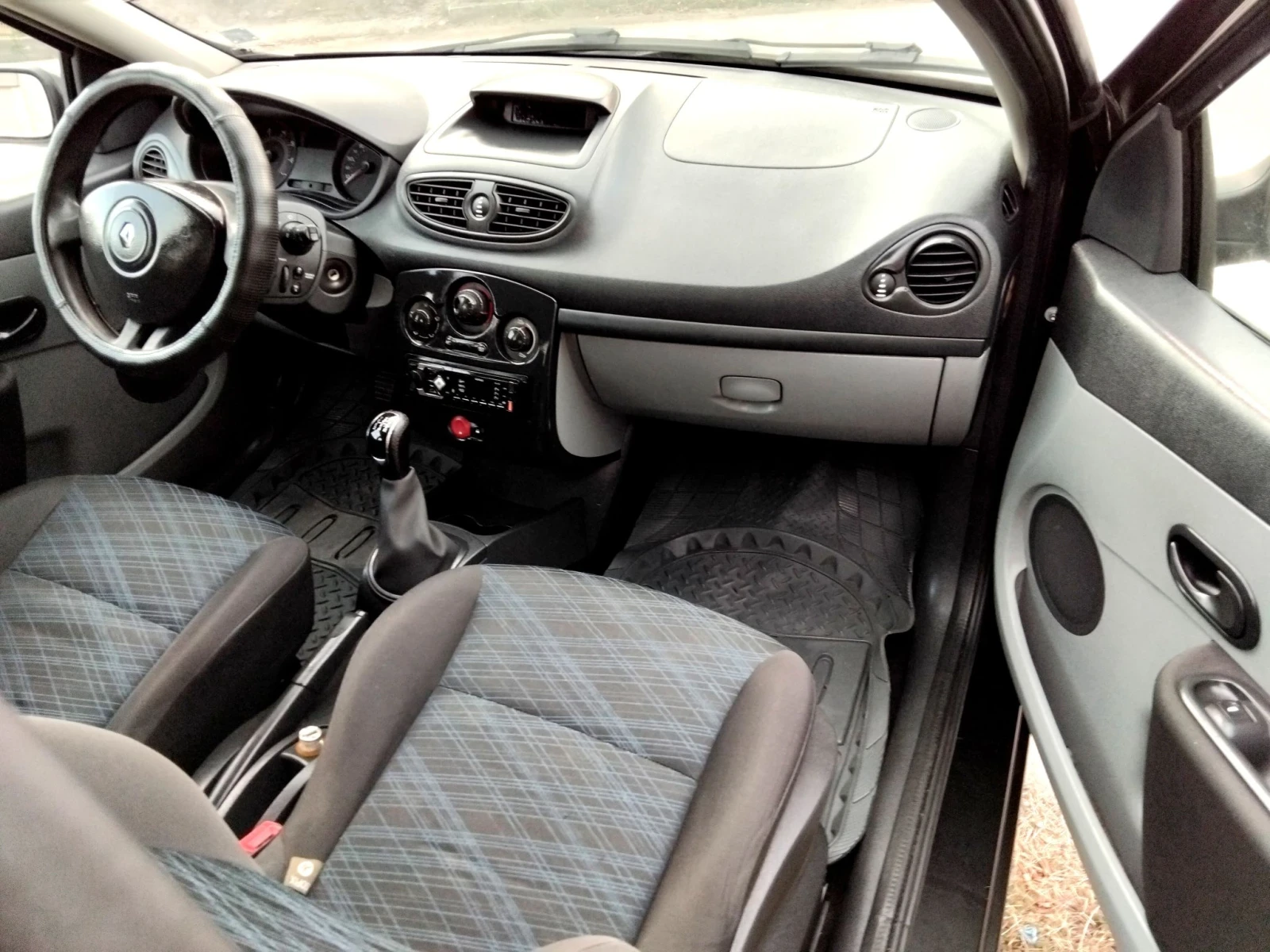 Renault Clio 1.2i.65k.+ КЛИМА.+ ГАЗ , снимка 8 - Автомобили и джипове - 56664862