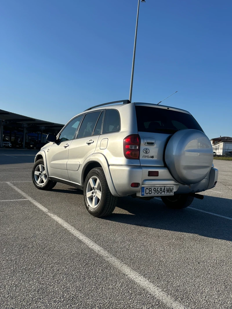 Toyota Rav4, снимка 5 - Автомобили и джипове - 49426768