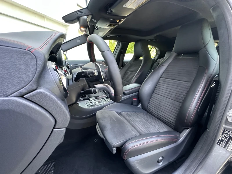 Mercedes-Benz GLA 45 AMG, снимка 10 - Автомобили и джипове - 51259308